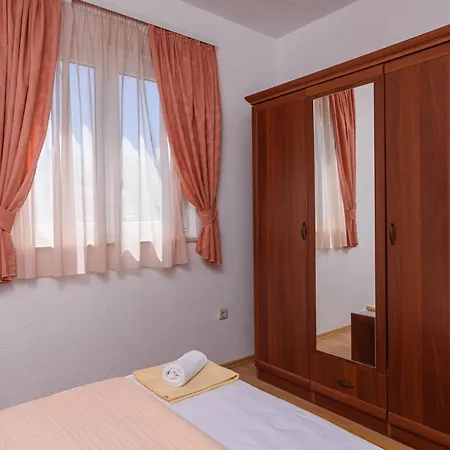 Suki Apartment Trogir